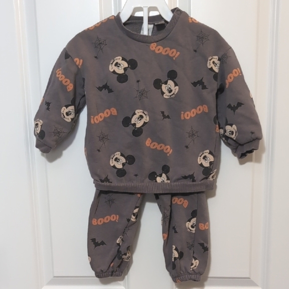 Disney Mickey Mouse Halloween Sweatshirt and Pants Set - Gray and Orange 🎃 - Picture 1 of 8